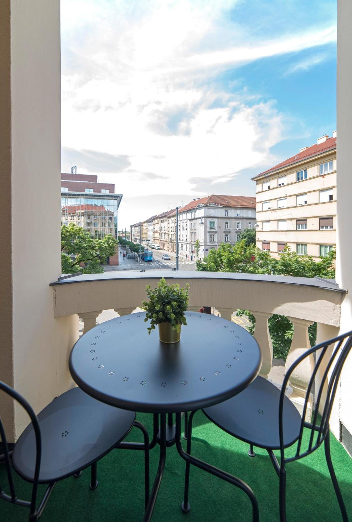 Evita Accommodation Ζάγκρεμπ Εξωτερικό φωτογραφία