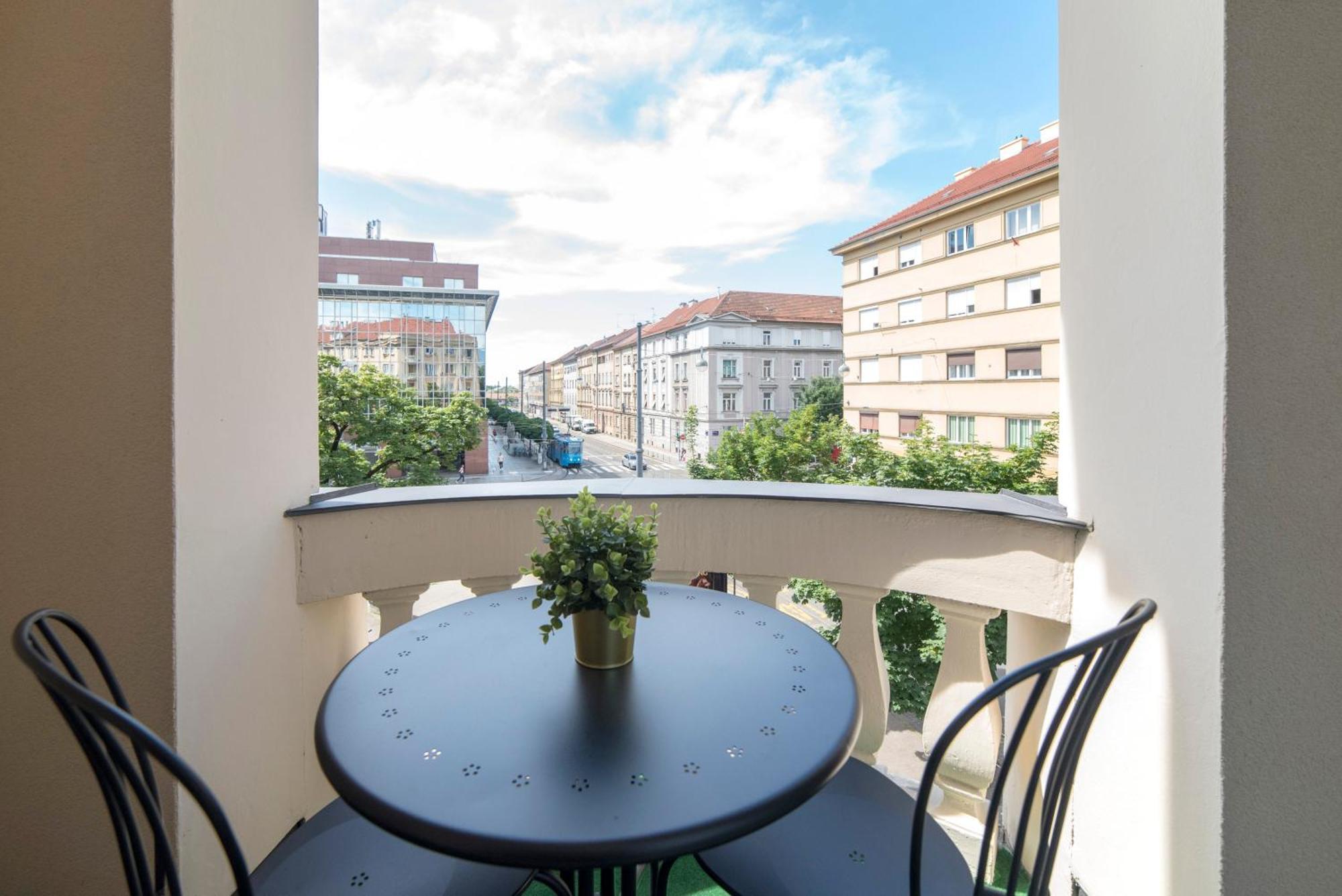 Evita Accommodation Ζάγκρεμπ Εξωτερικό φωτογραφία